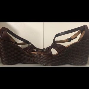 Born wedge size 8M